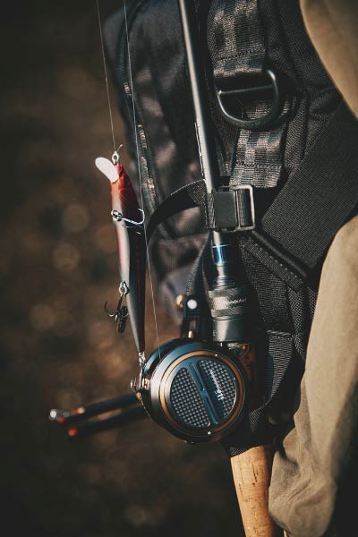 BRIEFING × MEGABASS | Megabass-メガバス